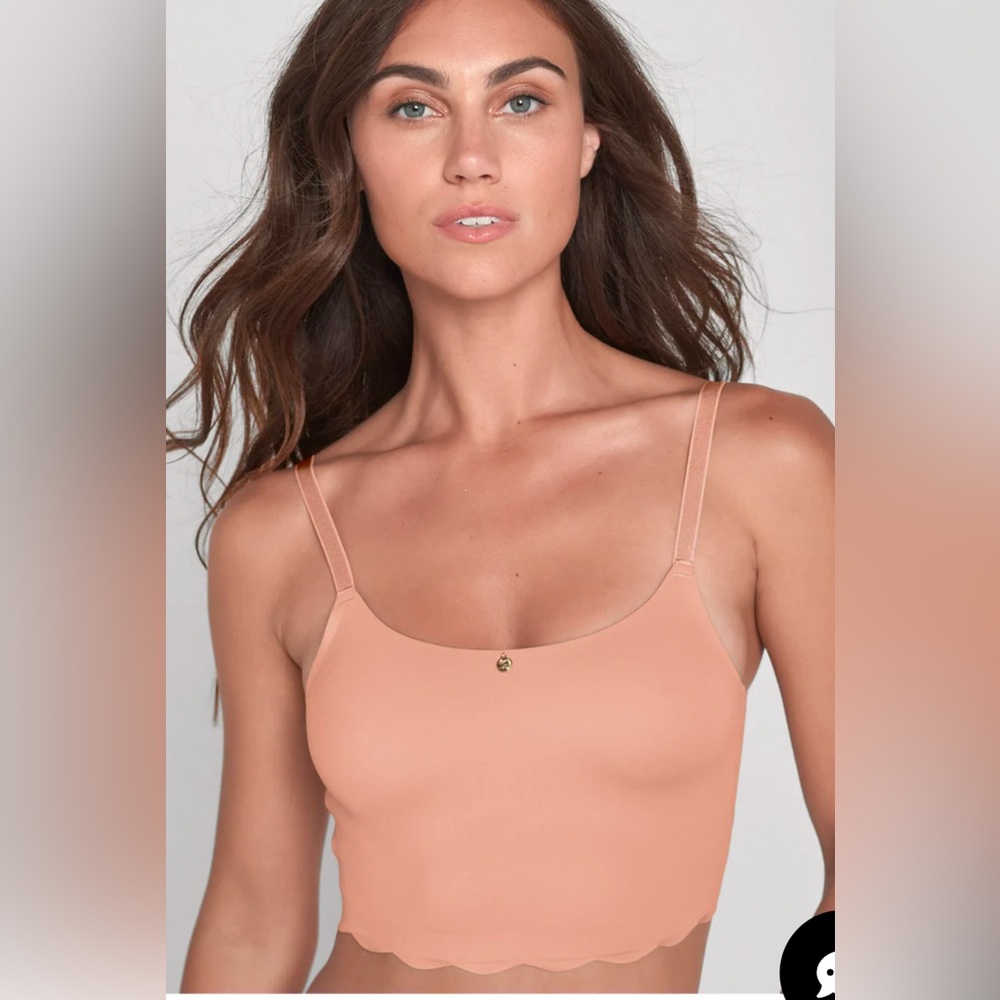 Pearl by Venus Scalloped Bralette-Various Sizes NWT🔥